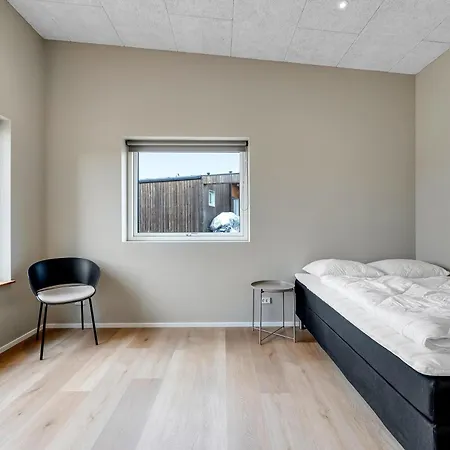 Ulken 10 * Løkken
