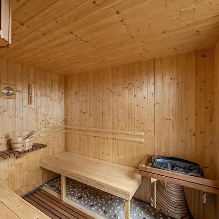 בית נופש Ulken 10 לוקן